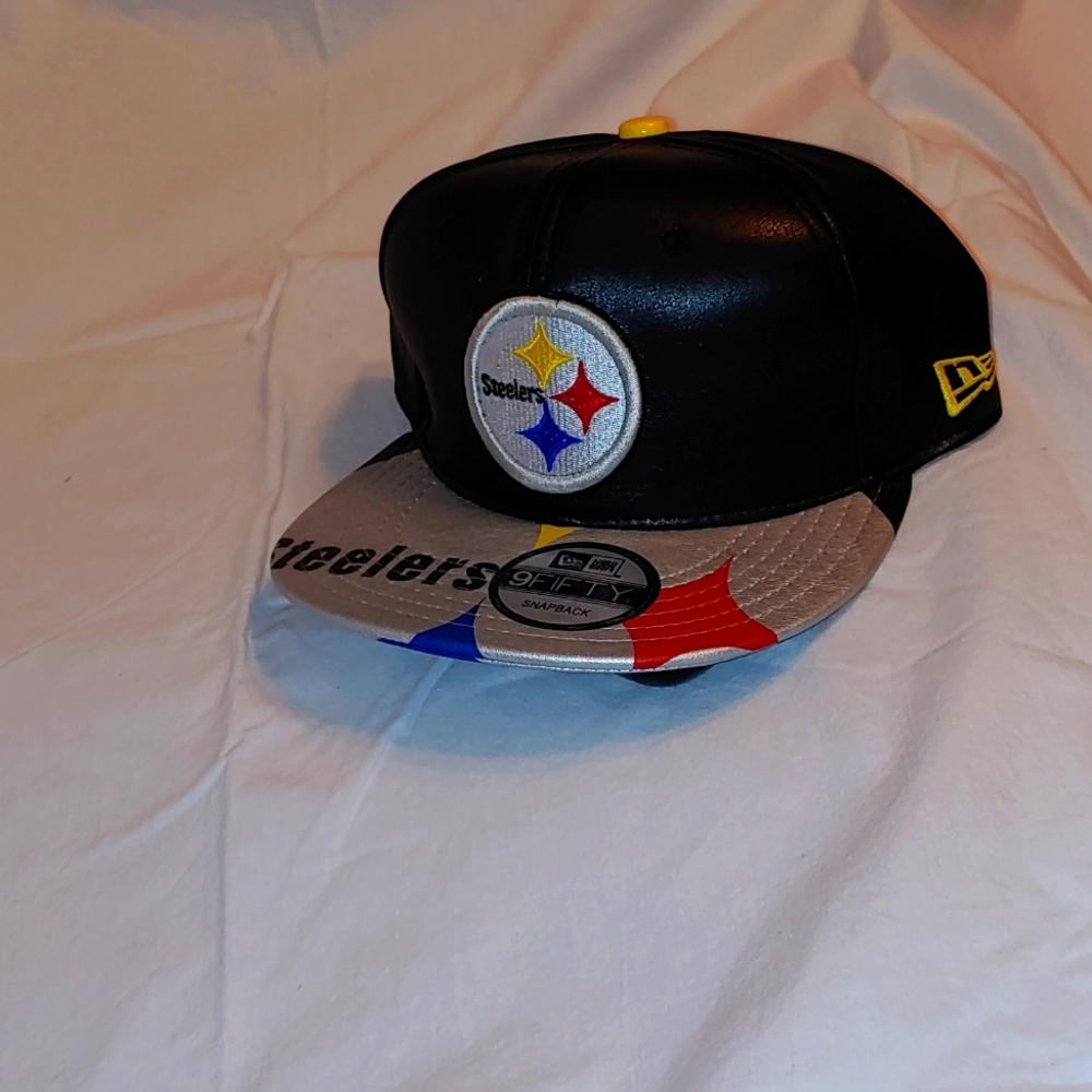 Pittsburgh Steelers leather snapback